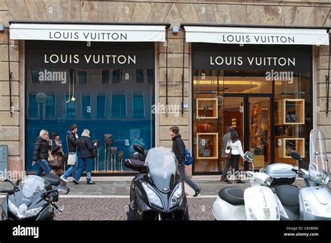 louis vuitton negozi veneto|louis vuitton italy official website.